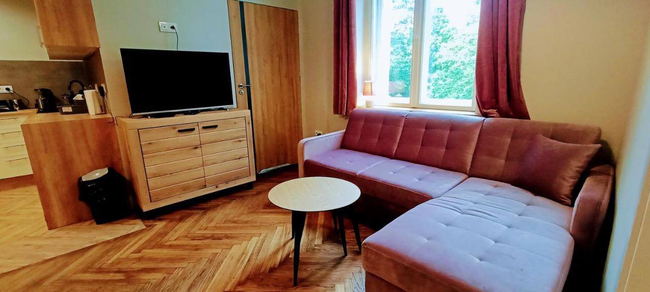 Drzewna Apartamenty - Wroclawska زيلونا غورا المظهر الخارجي الصورة