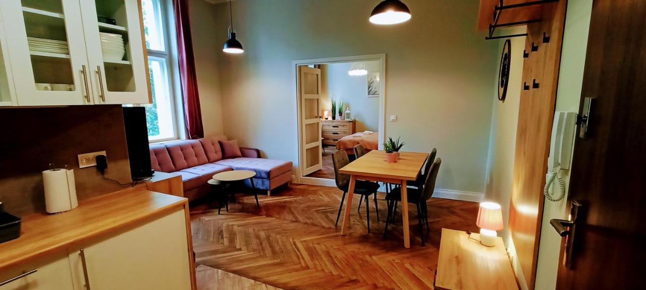 Drzewna Apartamenty - Wroclawska زيلونا غورا المظهر الخارجي الصورة