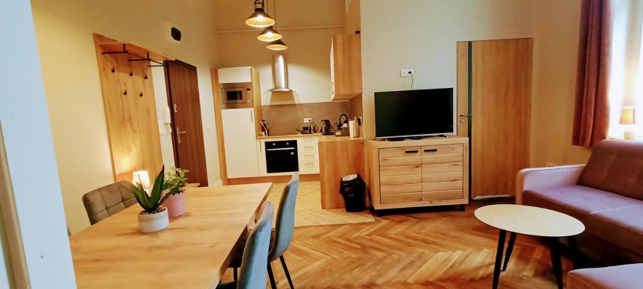 Drzewna Apartamenty - Wroclawska زيلونا غورا المظهر الخارجي الصورة